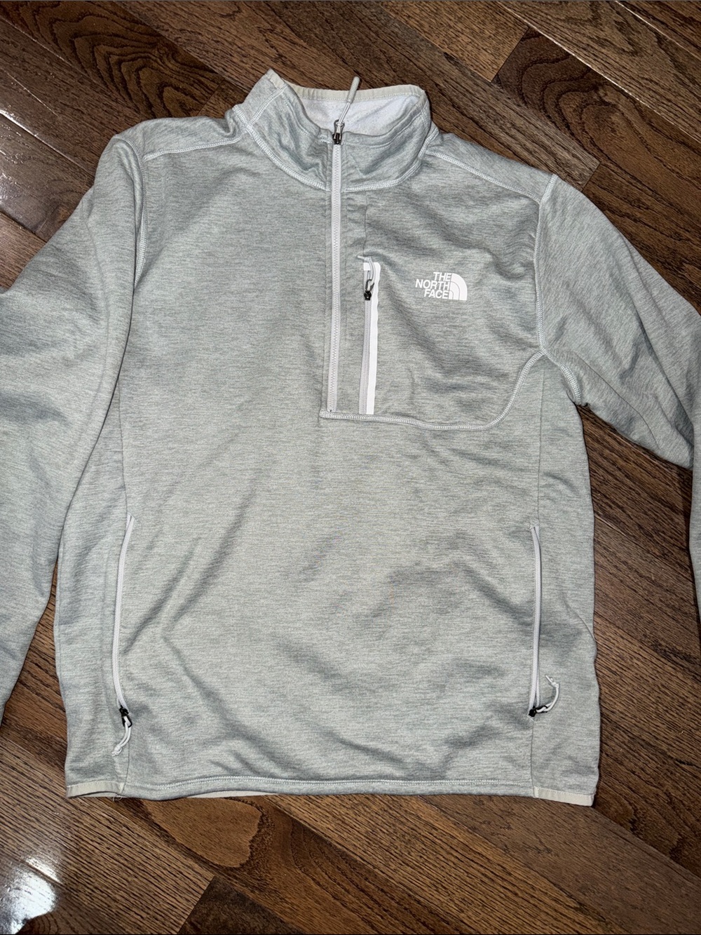 The North Face Men’s Large Gray Fleece 1/2 Zip Pullover Jacket Chest Pocket